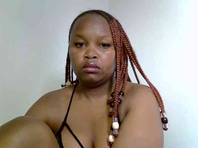 SweeetAmara webcam