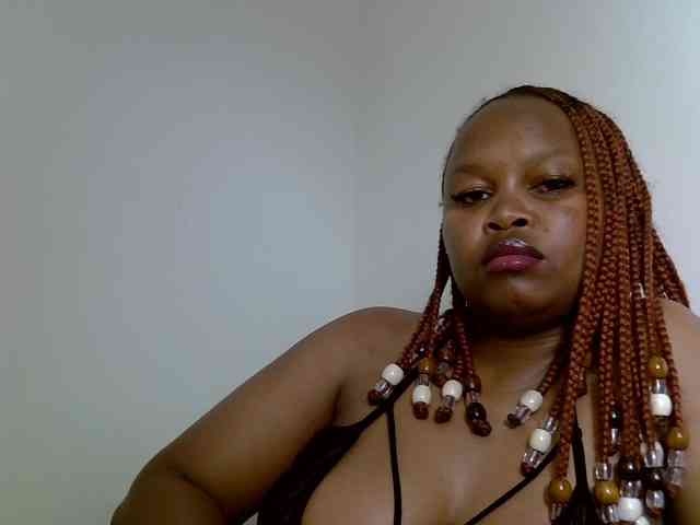 SweeetAmara webcam