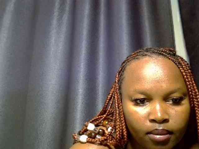 SweeetAmara webcam