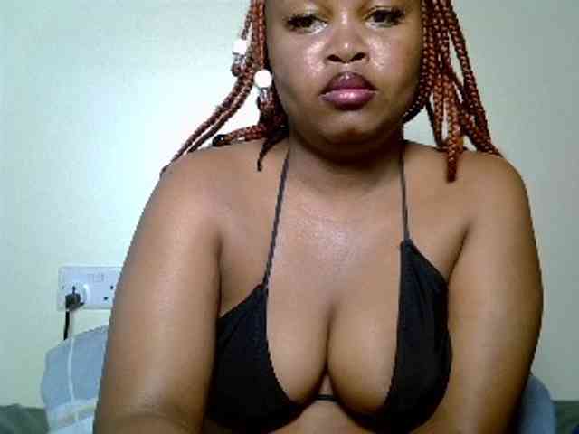 SweeetAmara webcam