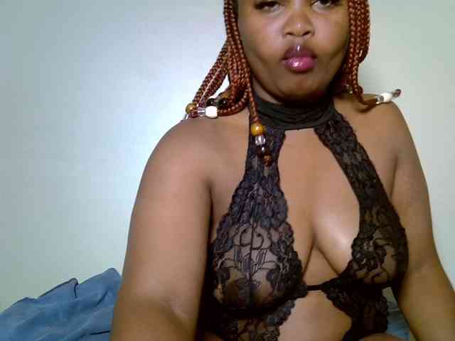 SweeetAmara webcam