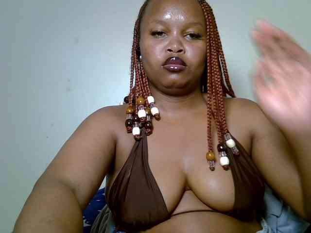 SweeetAmara webcam