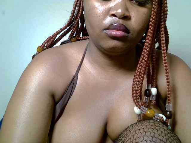 SweeetAmara webcam