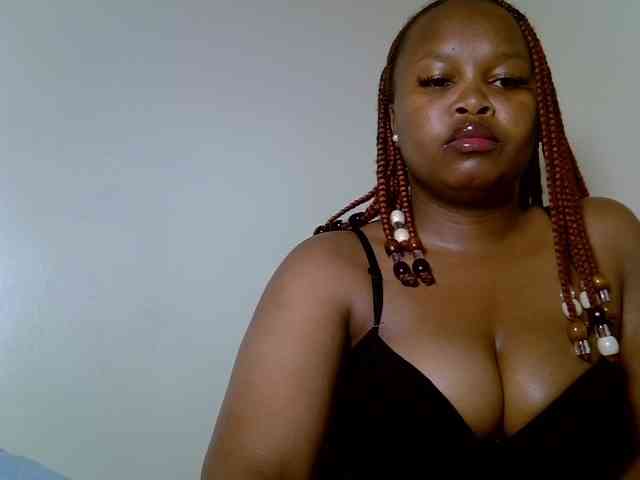 SweeetAmara webcam