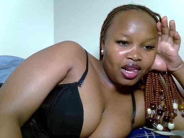 SweeetAmara webcam