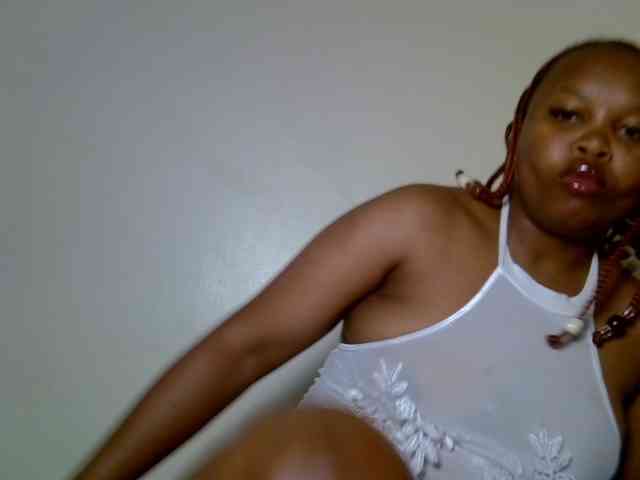 SweeetAmara webcam