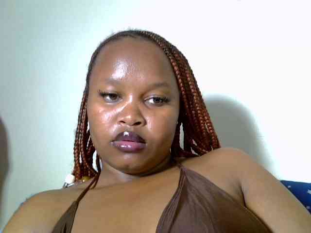 SweeetAmara webcam