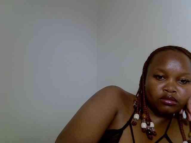 SweeetAmara webcam
