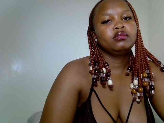 SweeetAmara webcam