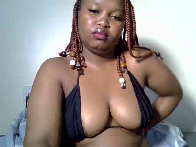 SweeetAmara webcam