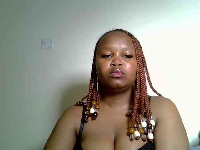 SweeetAmara webcam