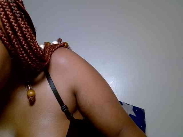 SweeetAmara webcam