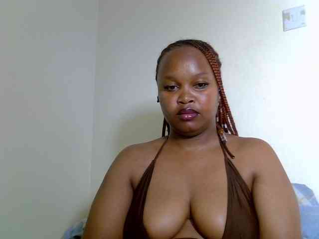 SweeetAmara webcam