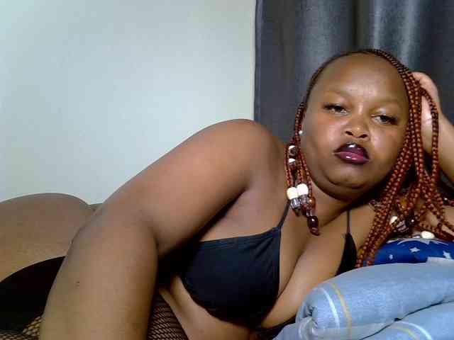 SweeetAmara webcam