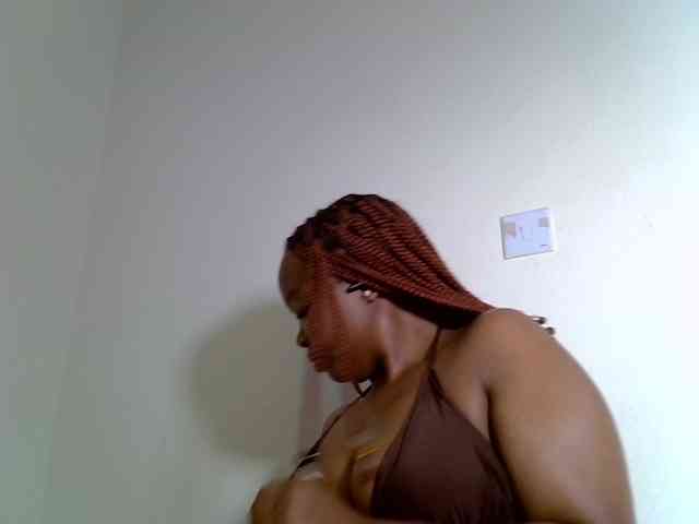 SweeetAmara webcam