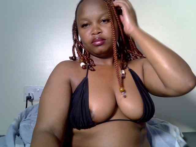 SweeetAmara webcam