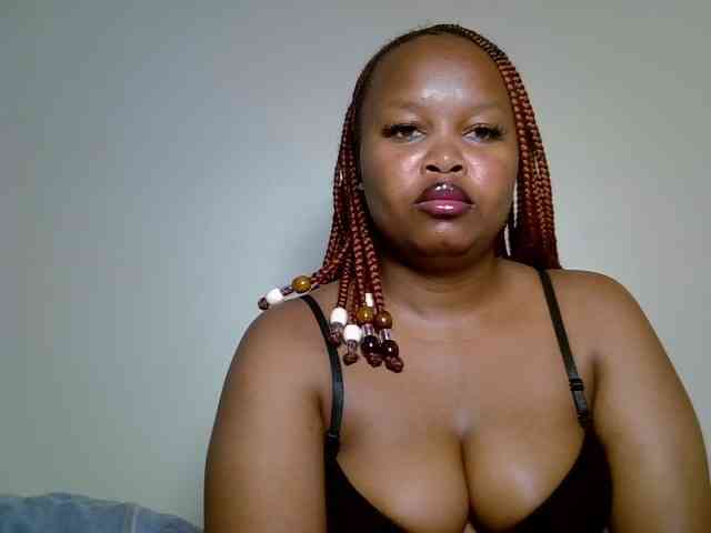 SweeetAmara webcam