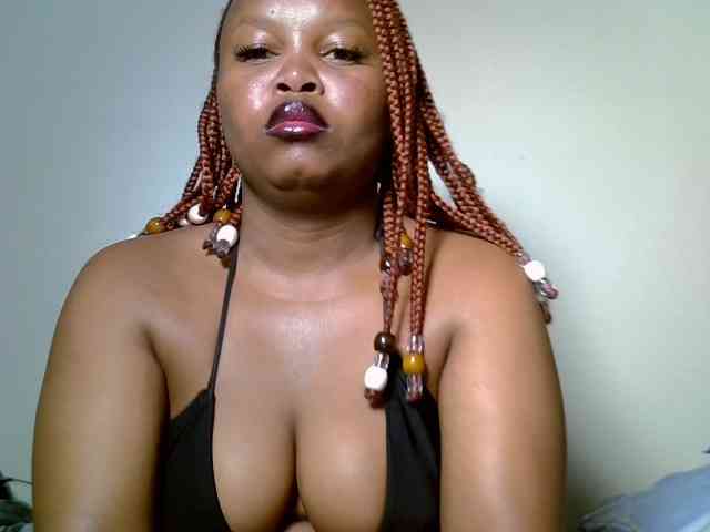 SweeetAmara webcam