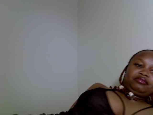 SweeetAmara webcam