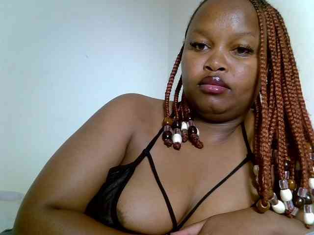SweeetAmara webcam