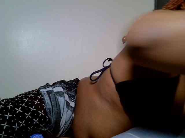 SweeetAmara webcam