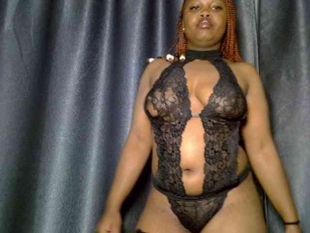 SweeetAmara webcam