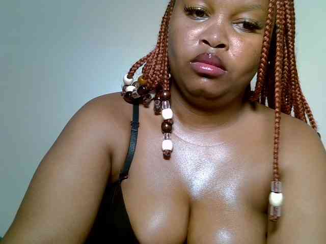 SweeetAmara webcam