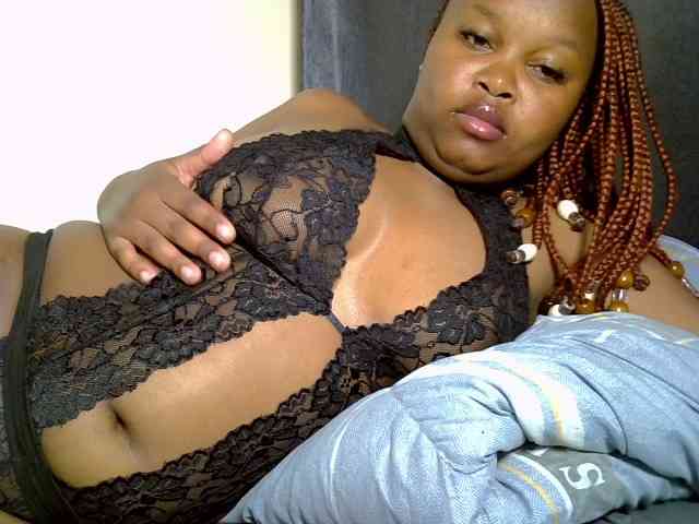SweeetAmara webcam