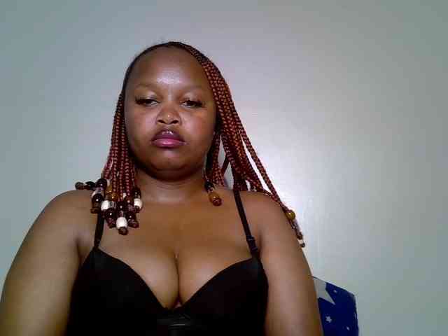 SweeetAmara webcam