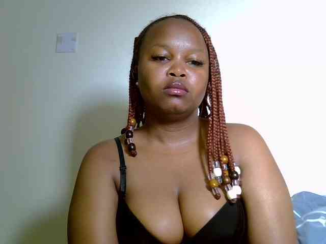 SweeetAmara webcam