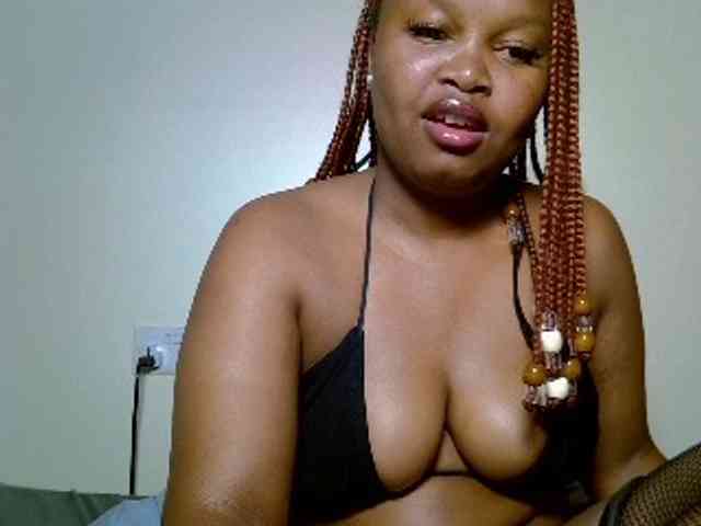 SweeetAmara webcam