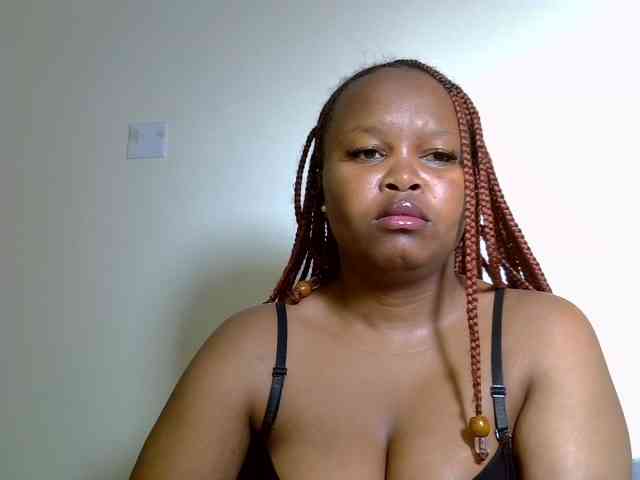 SweeetAmara webcam