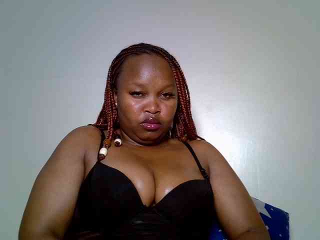 SweeetAmara webcam