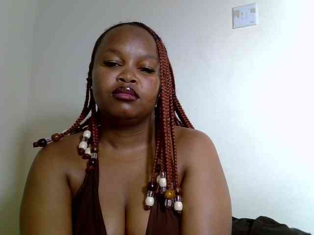 SweeetAmara webcam
