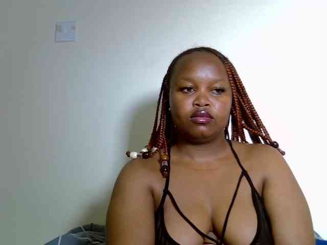 SweeetAmara webcam