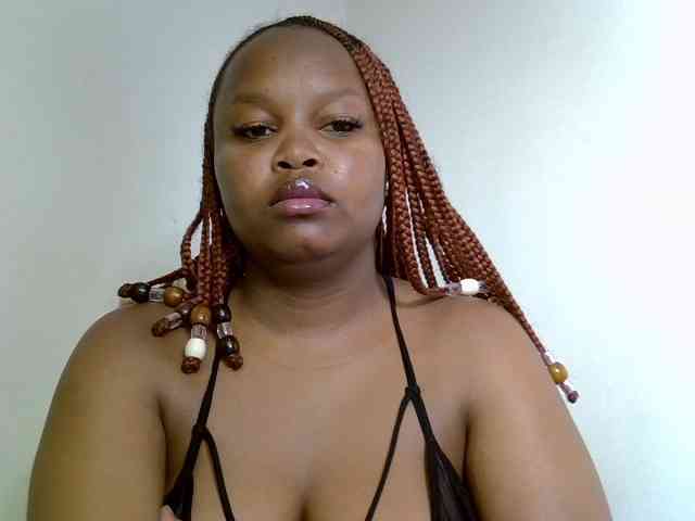 SweeetAmara webcam