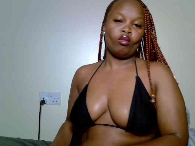 SweeetAmara webcam