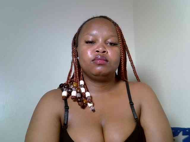 SweeetAmara webcam