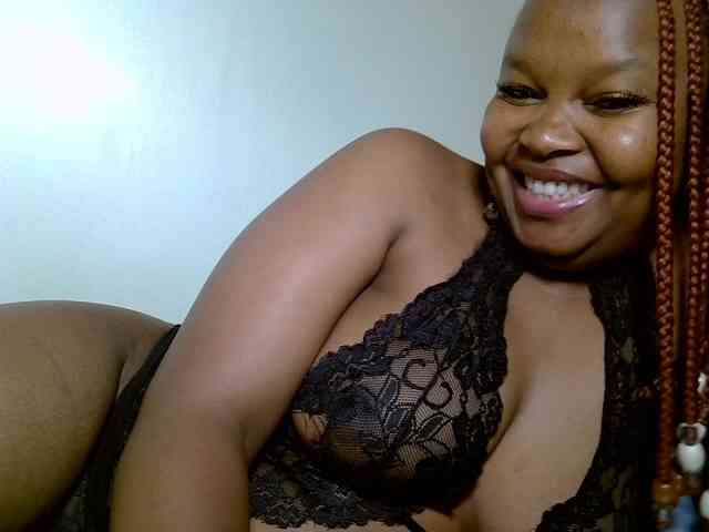 SweeetAmara webcam