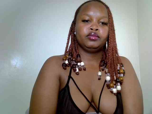 SweeetAmara webcam