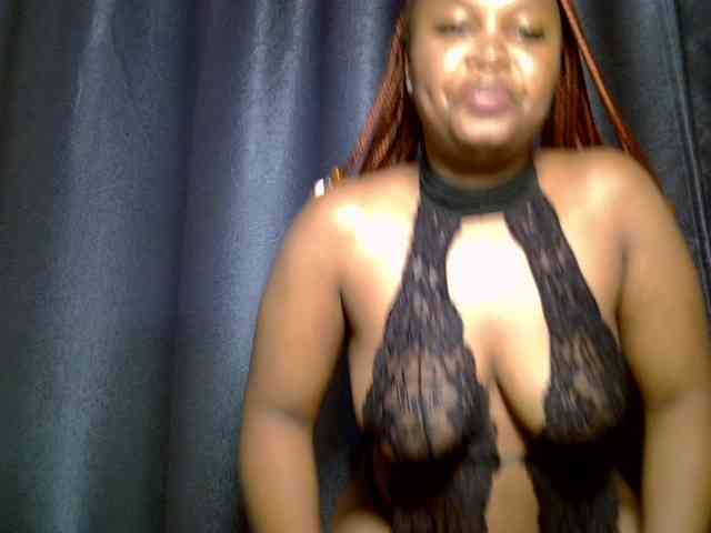 SweeetAmara webcam