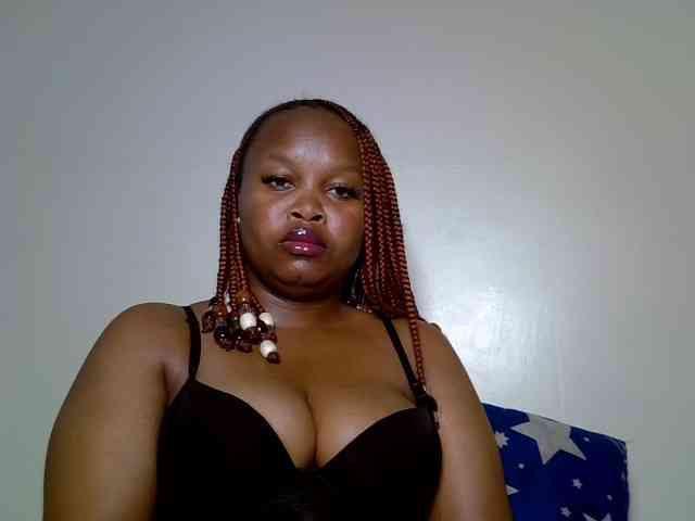 SweeetAmara webcam