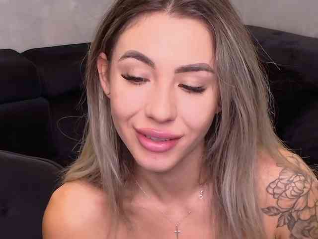 VanessaSkyy webcam