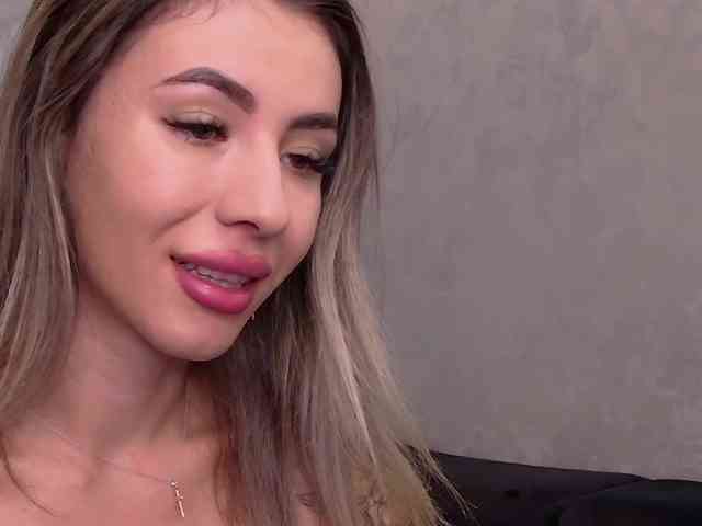 VanessaSkyy webcam