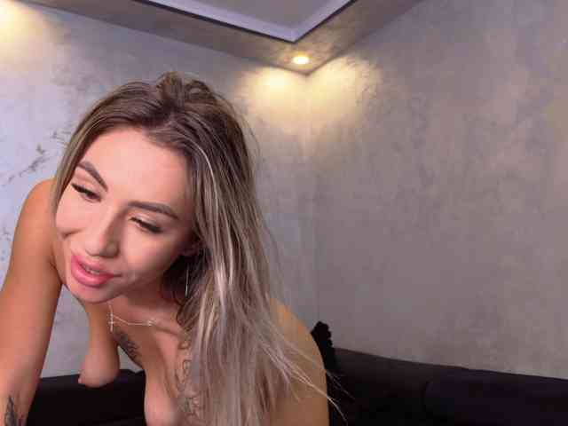 VanessaSkyy webcam