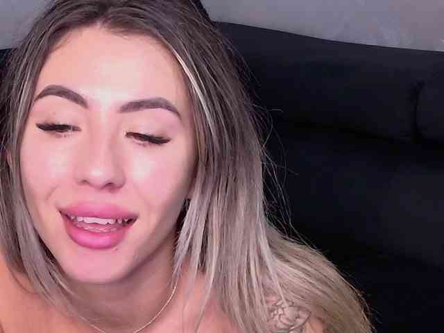 VanessaSkyy webcam