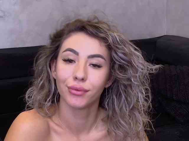 VanessaSkyy webcam