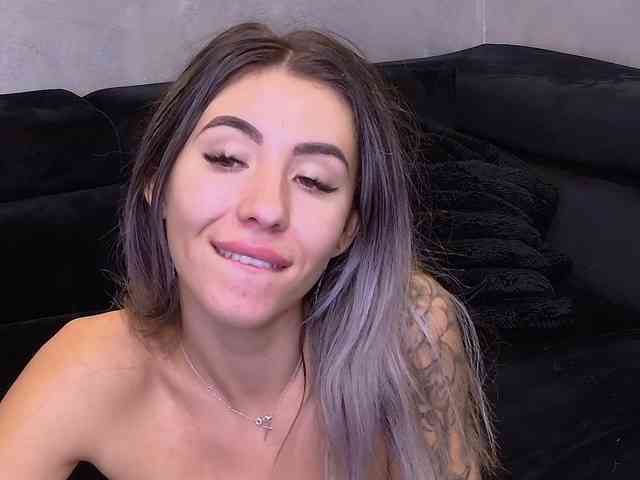 VanessaSkyy webcam
