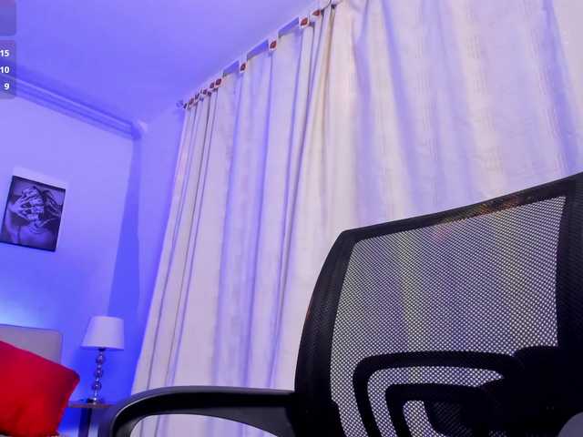 Naiely-Naides live cam on BongaCams
