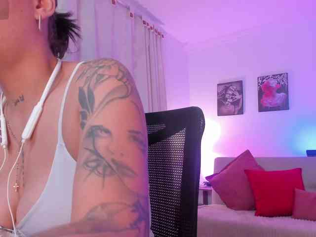 Naiely-Naides webcam